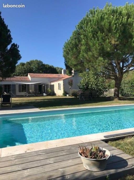 Saint-Hilaire-la-Forêt Maison Vendeenne A 5 Min Du Bord De Mer מראה חיצוני תמונה
